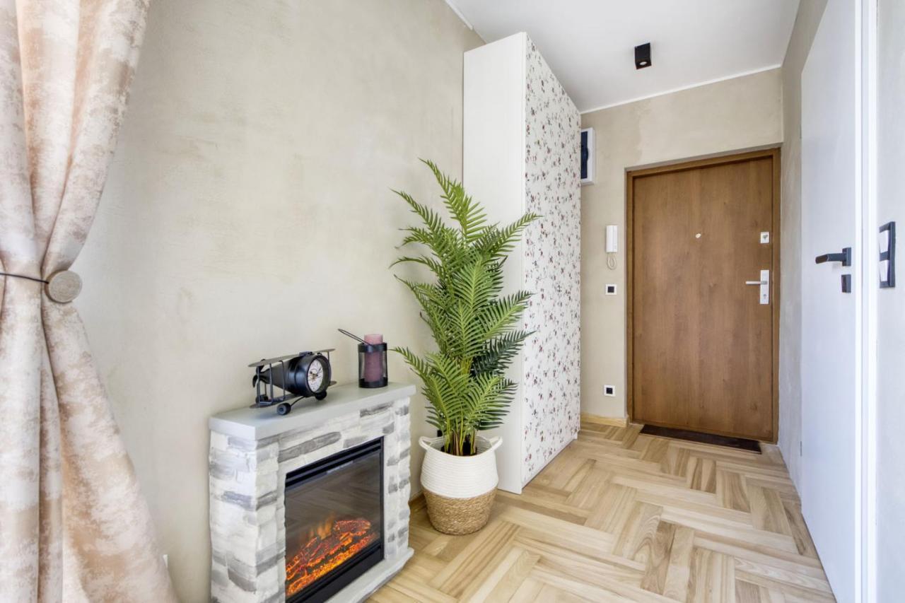 Palladium Elektoralna Apartments Varsovia Exterior foto